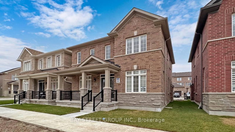 4 Waterleaf Rd  Markham, L6B 1N9 | Image 4