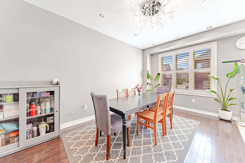 4 Living Cres  Markham, L6C 0T7 | Image 10