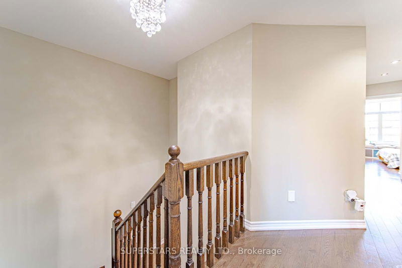 4 Living Cres  Markham, L6C 0T7 | Image 30