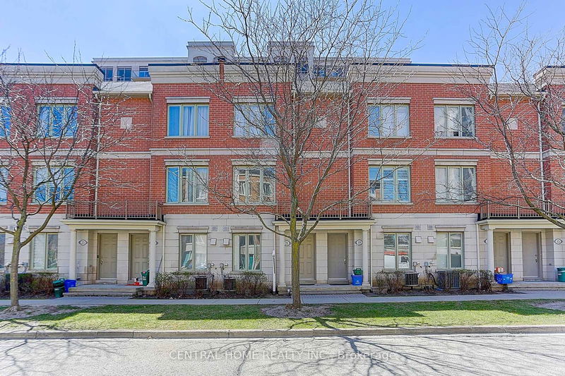 home for lease on 21-21 Galleria Pkwy
