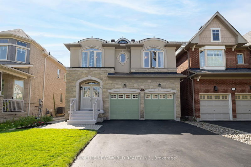 15 Pitney Ave  Richmond Hill, L4E 4Y6 | Image 1