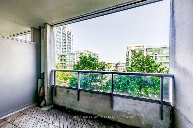  309 - 50 Disera Dr  Vaughan, L4J 9E9 | Image 27