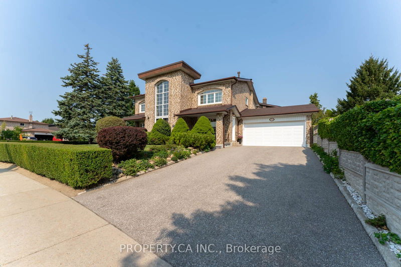 76 Wigwoss Dr  Vaughan, L4L 2R1 | Image 2