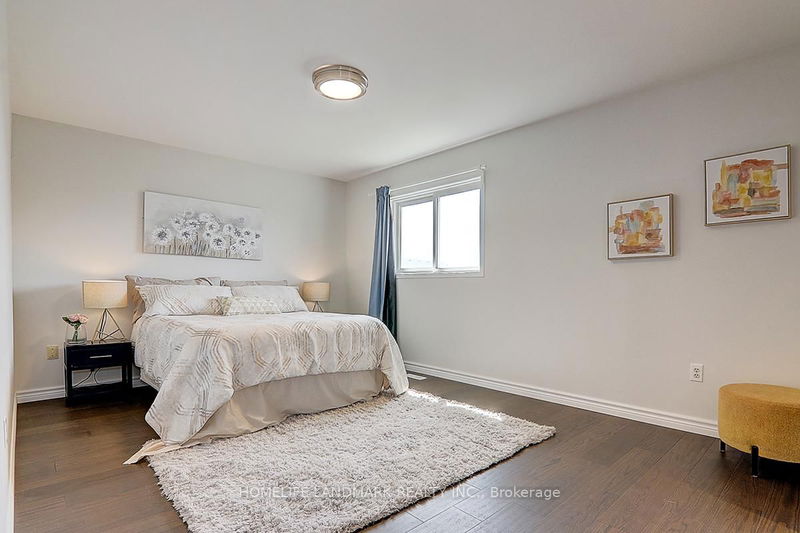 22 Taos Crt  Richmond Hill, L4C 0G5 | Image 19