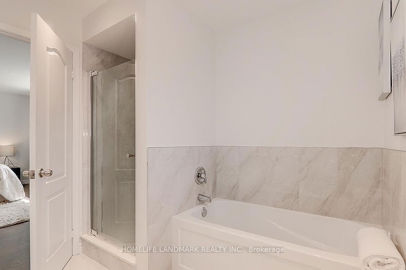 22 Taos Crt  Richmond Hill, L4C 0G5 | Image 22