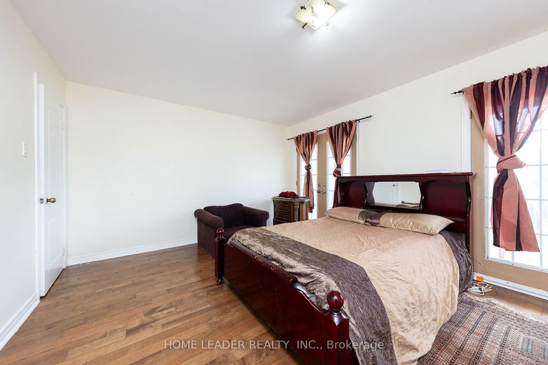 135 Spruce Ave W Richmond Hill, L4C 6V9 | Image 18