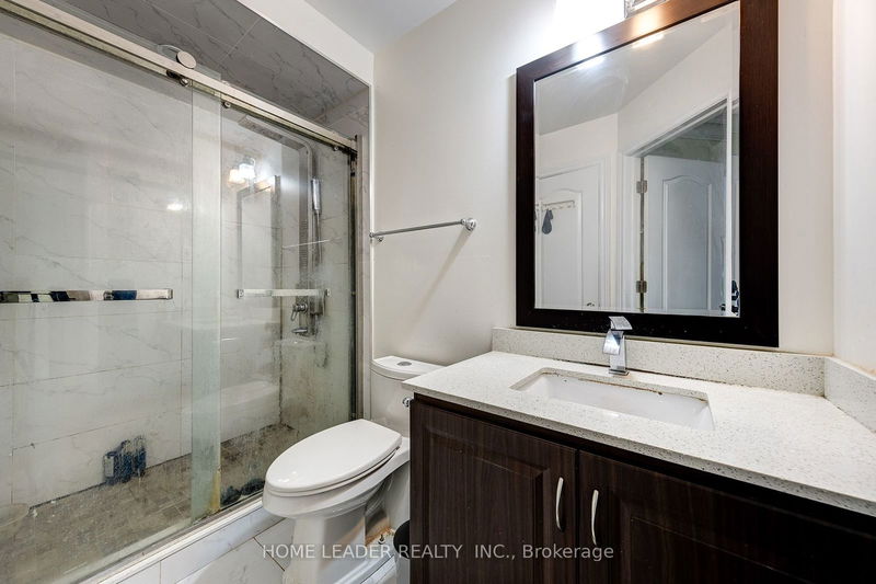 135 Spruce Ave W Richmond Hill, L4C 6V9 | Image 21