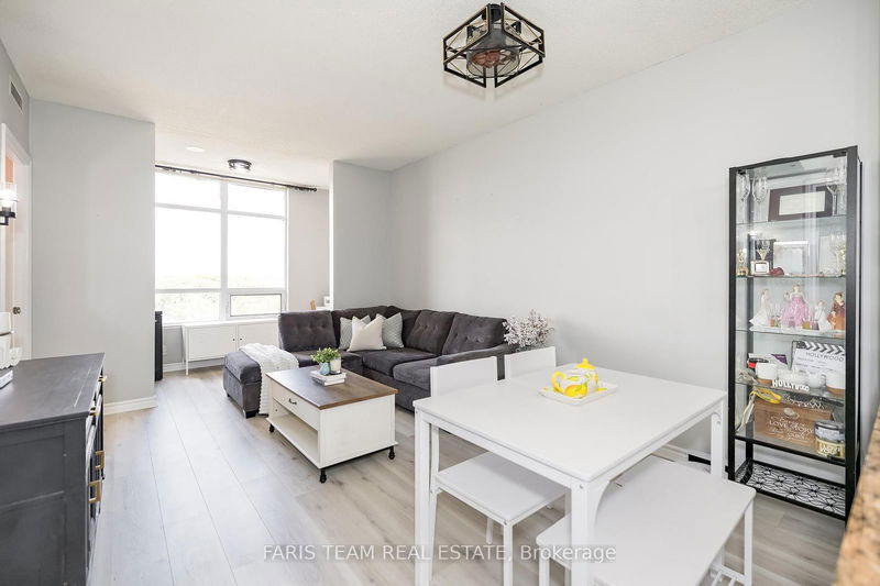  701 - 9235 Jane St  Vaughan, L6A 0J8 | Image 11