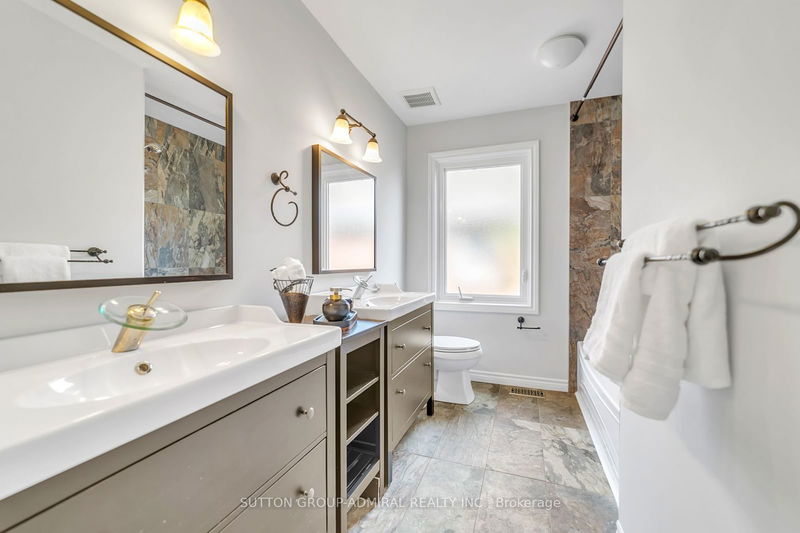 423 Mill St  Richmond Hill, L4C 7X4 | Image 27