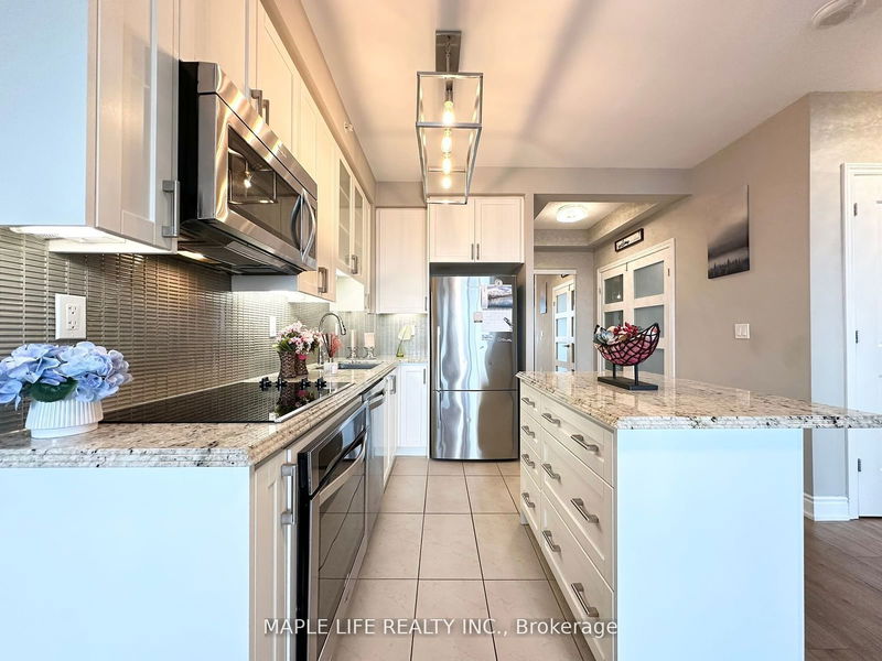  307 - 9090 Yonge St  Richmond Hill, L4C 0Z1 | Image 11