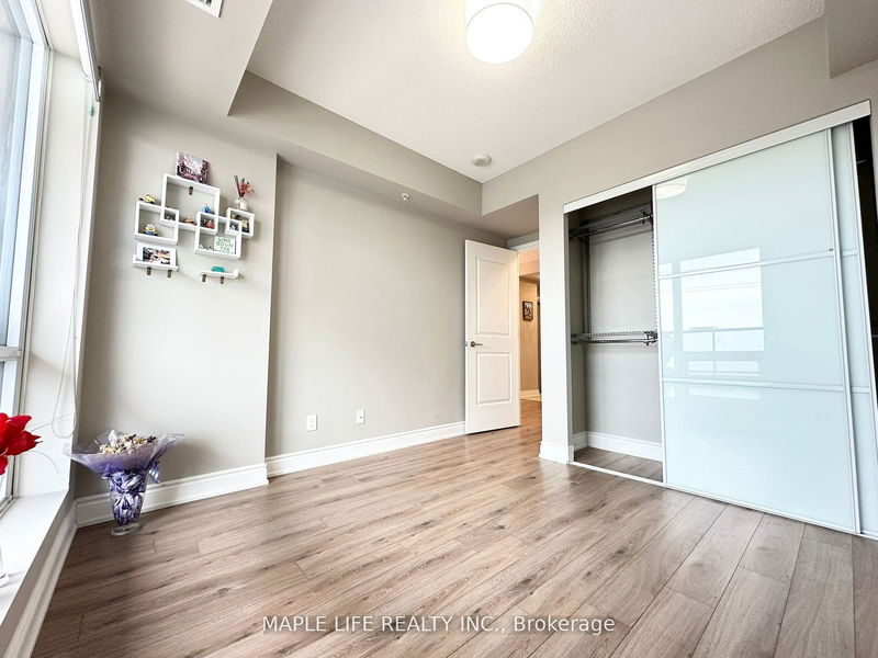  307 - 9090 Yonge St  Richmond Hill, L4C 0Z1 | Image 14