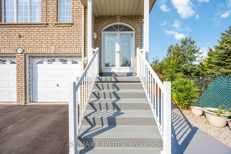 348 St Joan of Arc Ave  Vaughan, L6A 3N1 | Image 2