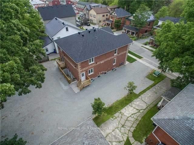 443 Timothy St, Newmarket, L3Y 1P7 | Image 2
