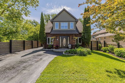 245 Lakeland Cres  Richmond Hill, L4E 3A6 | Image 1