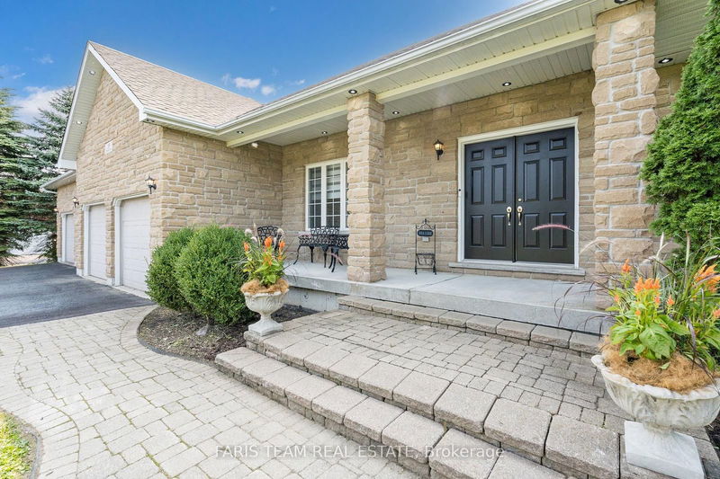 39 Vanderpost Cres  Essa, L0L 2N0 | Image 3