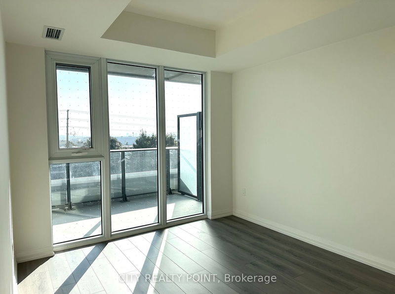  323 - 8960 Jane St  Vaughan, L4K 2M9 | Image 14