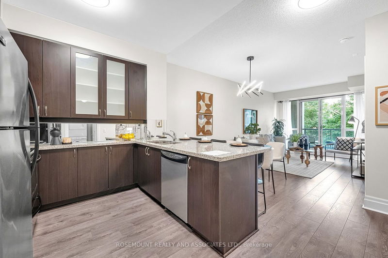  223 - 39 Upper Duke Cres  Markham, L6G 0B8 | Image 15