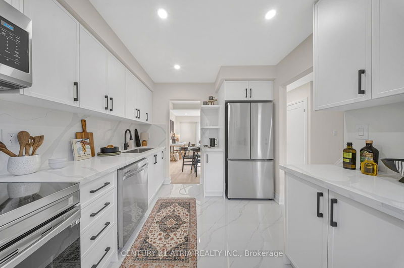 home for sale on 33-1 Wootten Way S
