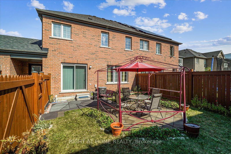 77 West Park Ave  Bradford West Gwillimbury, L3Z 0A7 | Image 30