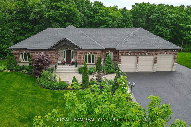 57 Stonesthrow Cres  Uxbridge, L0C 1A0 | Image 1