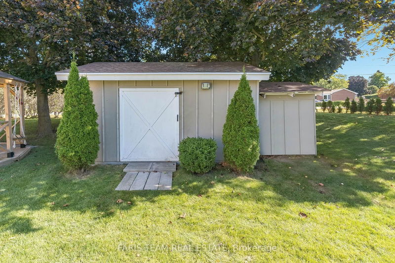 2 Cerswell Dr  Bradford West Gwillimbury, L0G 1B0 | Image 24