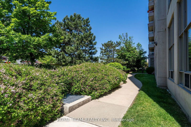  516 - 9 Northern Heights Dr  Richmond Hill, L4B 4M5 | Image 30