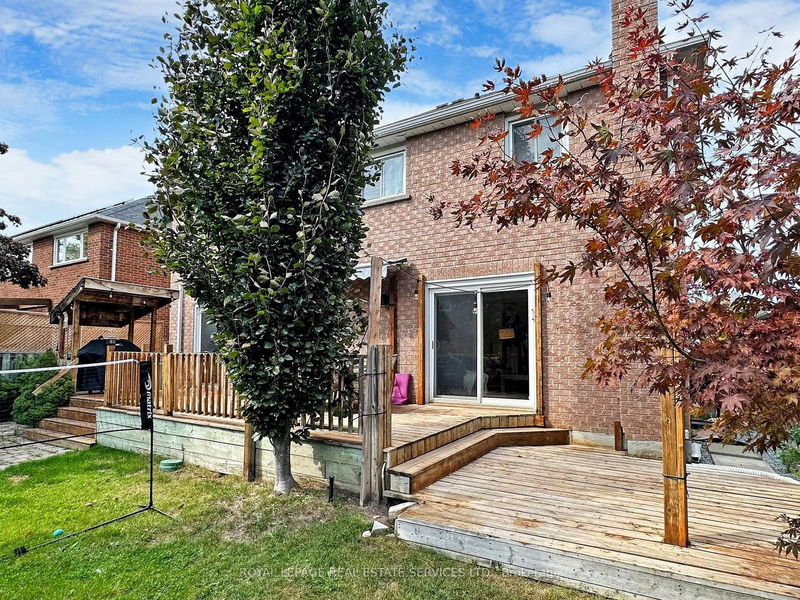 13 Beasley Dr  Richmond Hill, L4C 7Z3 | Image 35