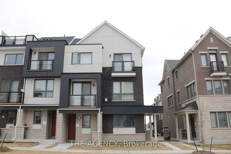 home for lease on 21 Frederick Wilson Avenue
