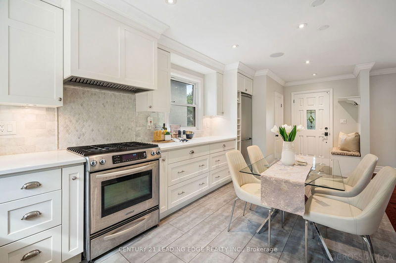 108 LAWRENCE Ave  Richmond Hill, L4C 1Z3 | Image 16