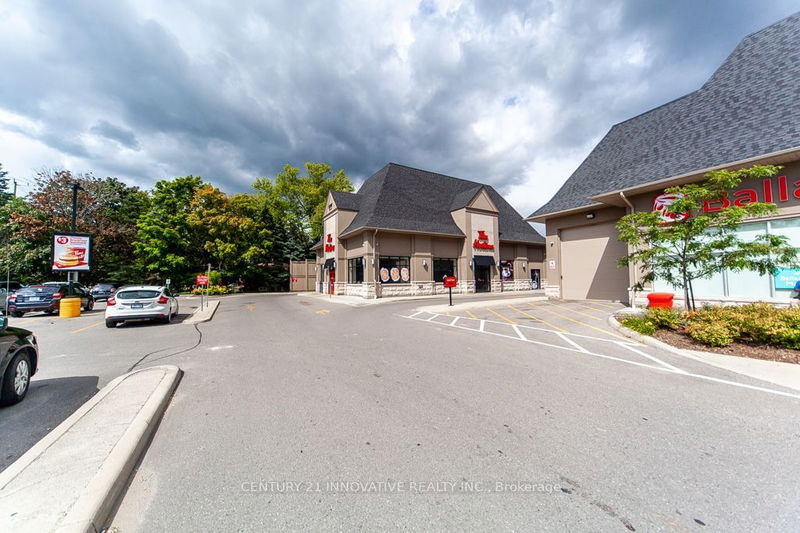 18 Faldo's Flight   Whitchurch-Stouffville, L4A 1M8 | Image 30