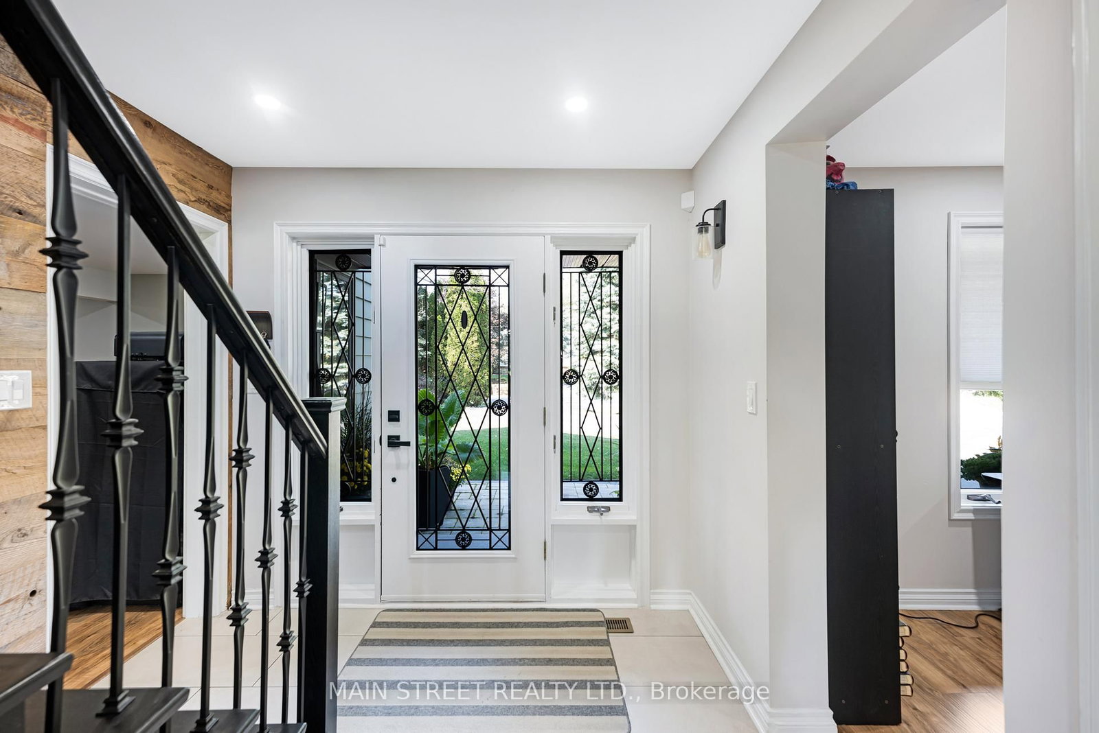 Listing Image 3