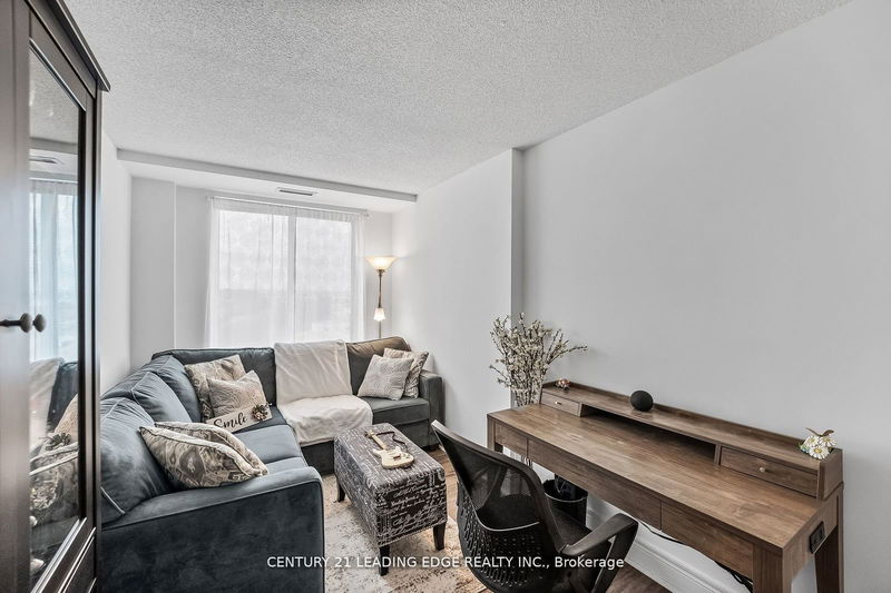  Ph6 - 135 Pond Dr  Markham, L3T 7V6 | Image 17