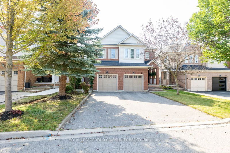 21 Baywell Cres  Aurora, L4G 7M7 | Image 1