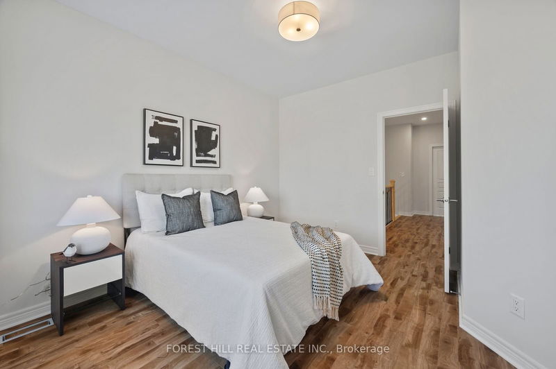 81 Southvale Dr  Vaughan, L6A 0Y6 | Image 24