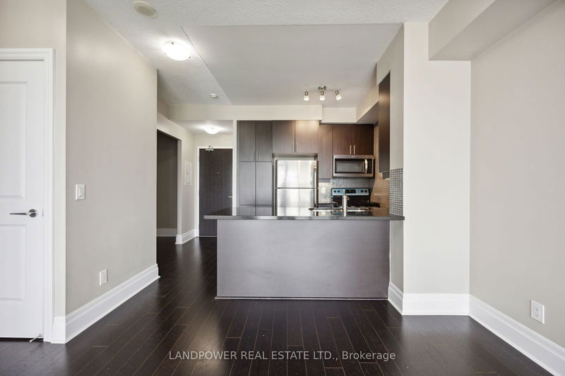  806 - 151 Upper Duke Cres  Markham, L6G 0E1 | Image 3