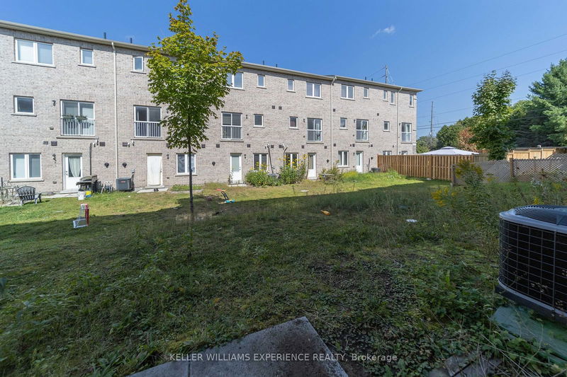 70 Milson Cres  Essa, L3W 0C9 | Image 31