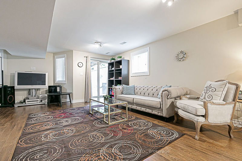 63 Lady Karen Cres  Vaughan, L6A 4M3 | Image 26