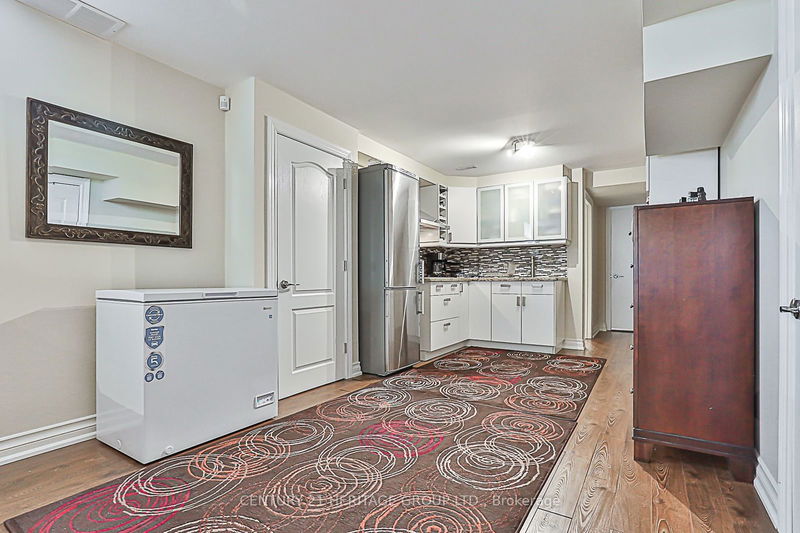 63 Lady Karen Cres  Vaughan, L6A 4M3 | Image 27