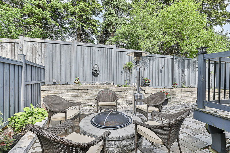 63 Lady Karen Cres  Vaughan, L6A 4M3 | Image 35