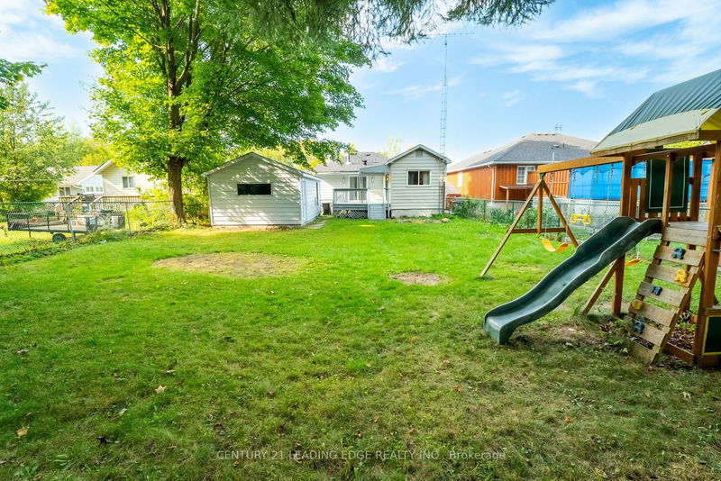 749 Innisfil Beach Rd  Innisfil, L9S 4E4 | Image 39