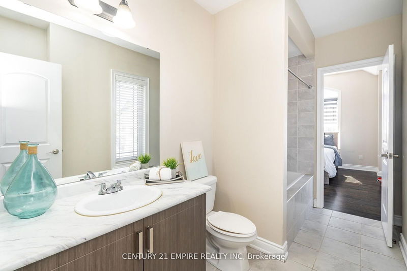 125 Chesney Cres  Vaughan, L4H 4A6 | Image 26