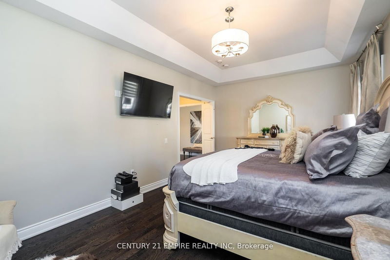 125 Chesney Cres  Vaughan, L4H 4A6 | Image 35