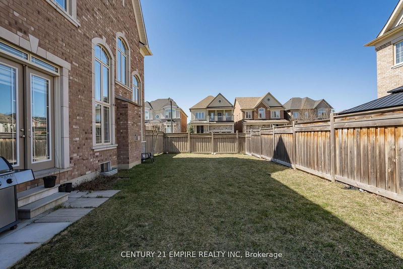 125 Chesney Cres  Vaughan, L4H 4A6 | Image 39