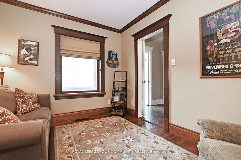 111 Edward St  Aurora, L4G 1W1 | Image 16