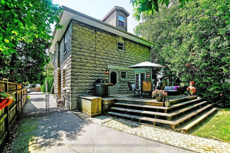 111 Edward St  Aurora, L4G 1W1 | Image 35