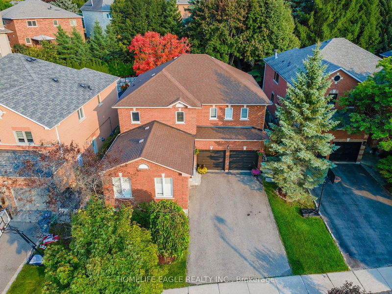 home for sale on 160 Carlyle Crescent