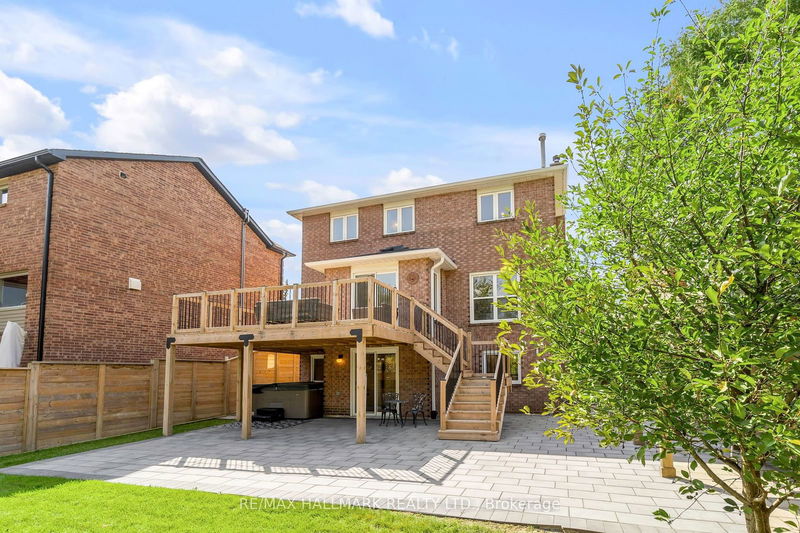 99 Belmont Cres  Vaughan, L6A 1L7 | Image 36