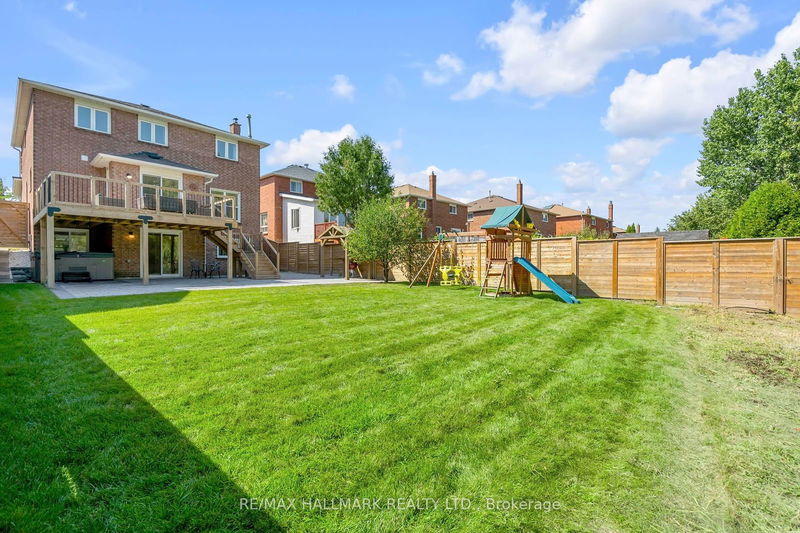 99 Belmont Cres  Vaughan, L6A 1L7 | Image 39