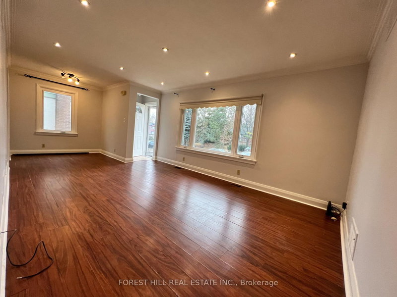 Main Fl - 86 Grandview Ave, Markham, L3T 1H4 | Image 3