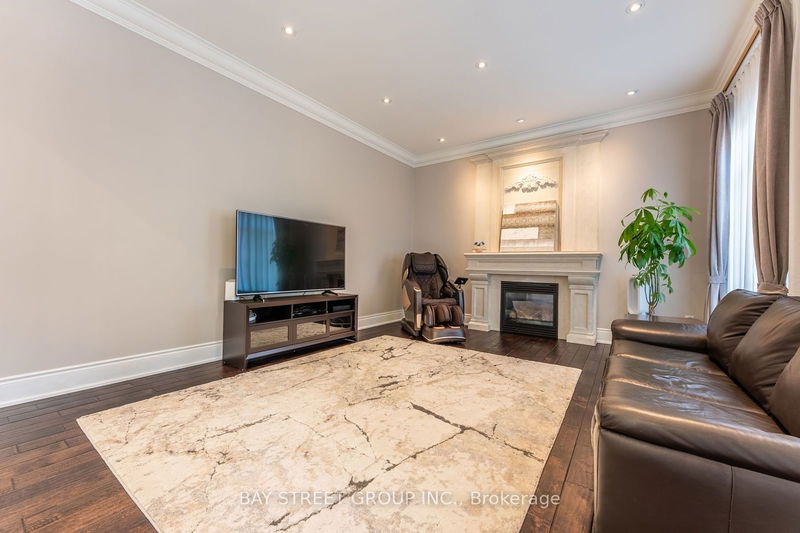 12 Toscanini Rd  Richmond Hill, L4E 2Y7 | Image 14